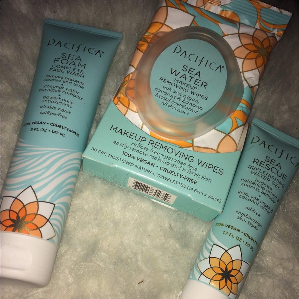 Pacifica face wash set